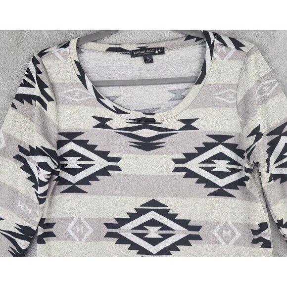 Living Doll Shirt Womens Large Gray Black Southwestern Long Sleeve Pullover Top - Picture 6 of 11